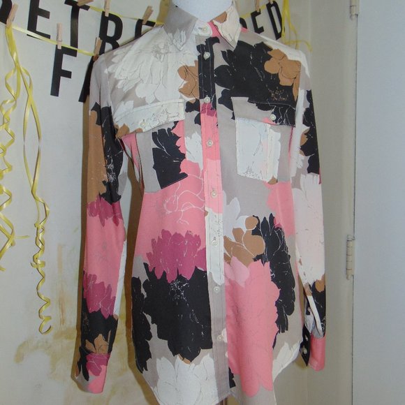 Banana Republic Tops - Banana Republic Multicolor Floral Button Up Blouse